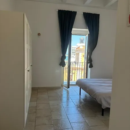Cara Casa Al Porto N.25 バーリ